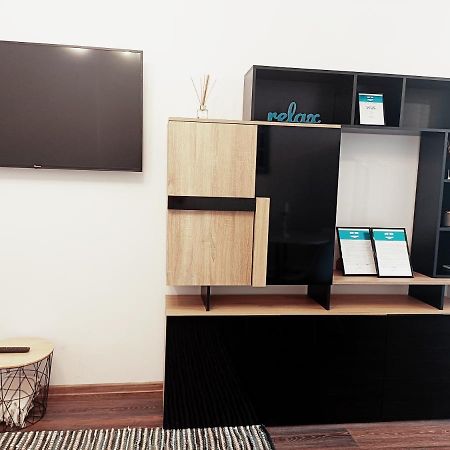 Christopher Apartment Oradea Extérieur photo